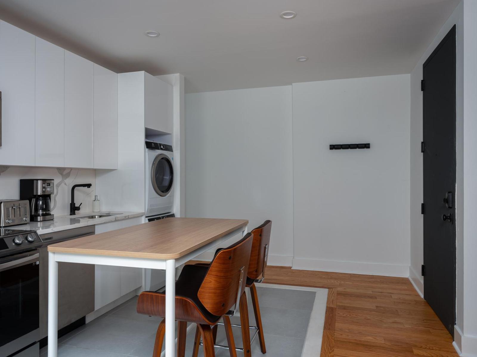 Three Bedroom Brooklynite Suite! Nueva York Exterior foto