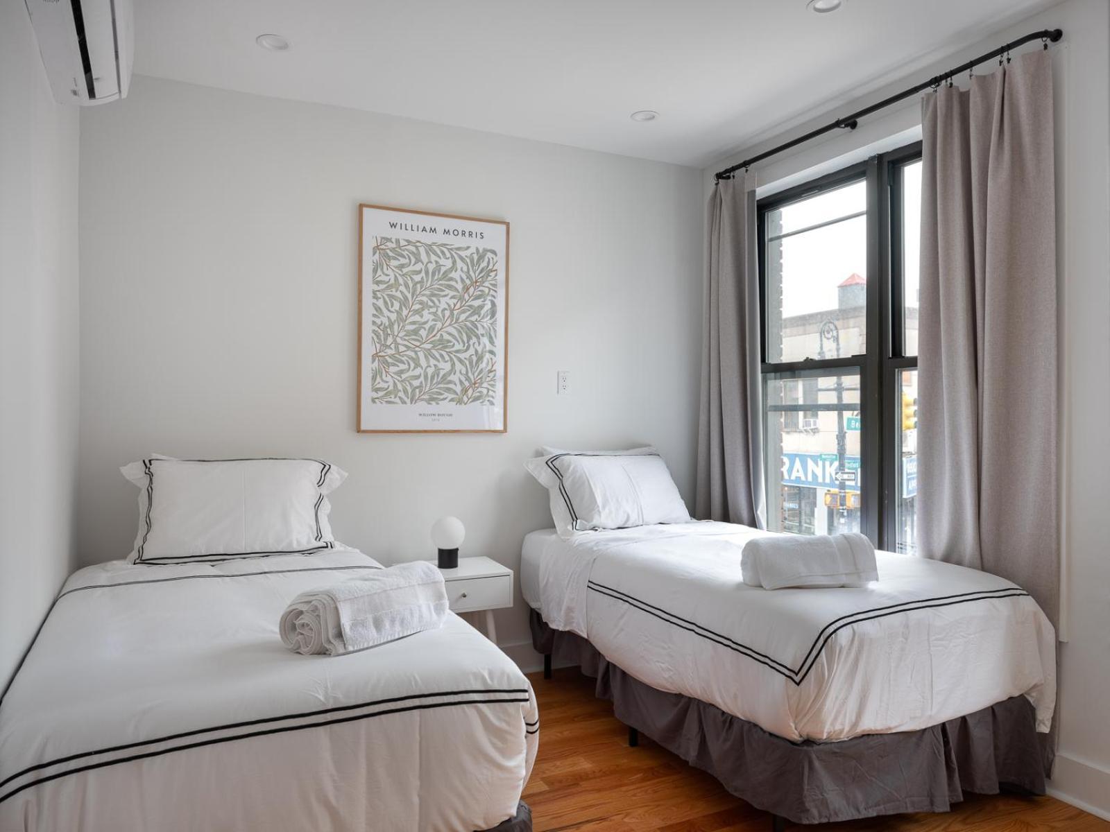 Three Bedroom Brooklynite Suite! Nueva York Exterior foto