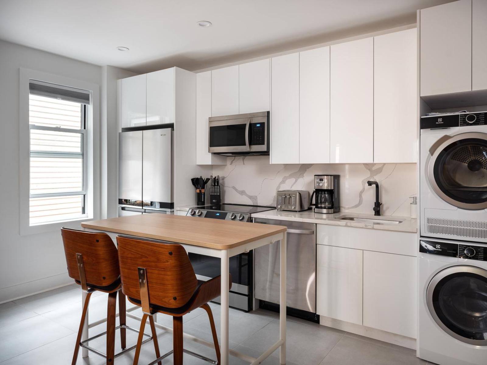 Three Bedroom Brooklynite Suite! Nueva York Exterior foto